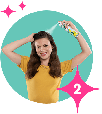 Podijeli kosu na pramenove i nanesi sprej na korijen.